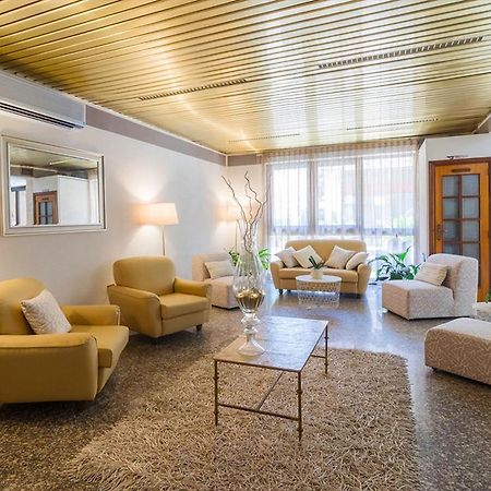 ג'וליאנובה Hotel Corallo מראה חיצוני תמונה